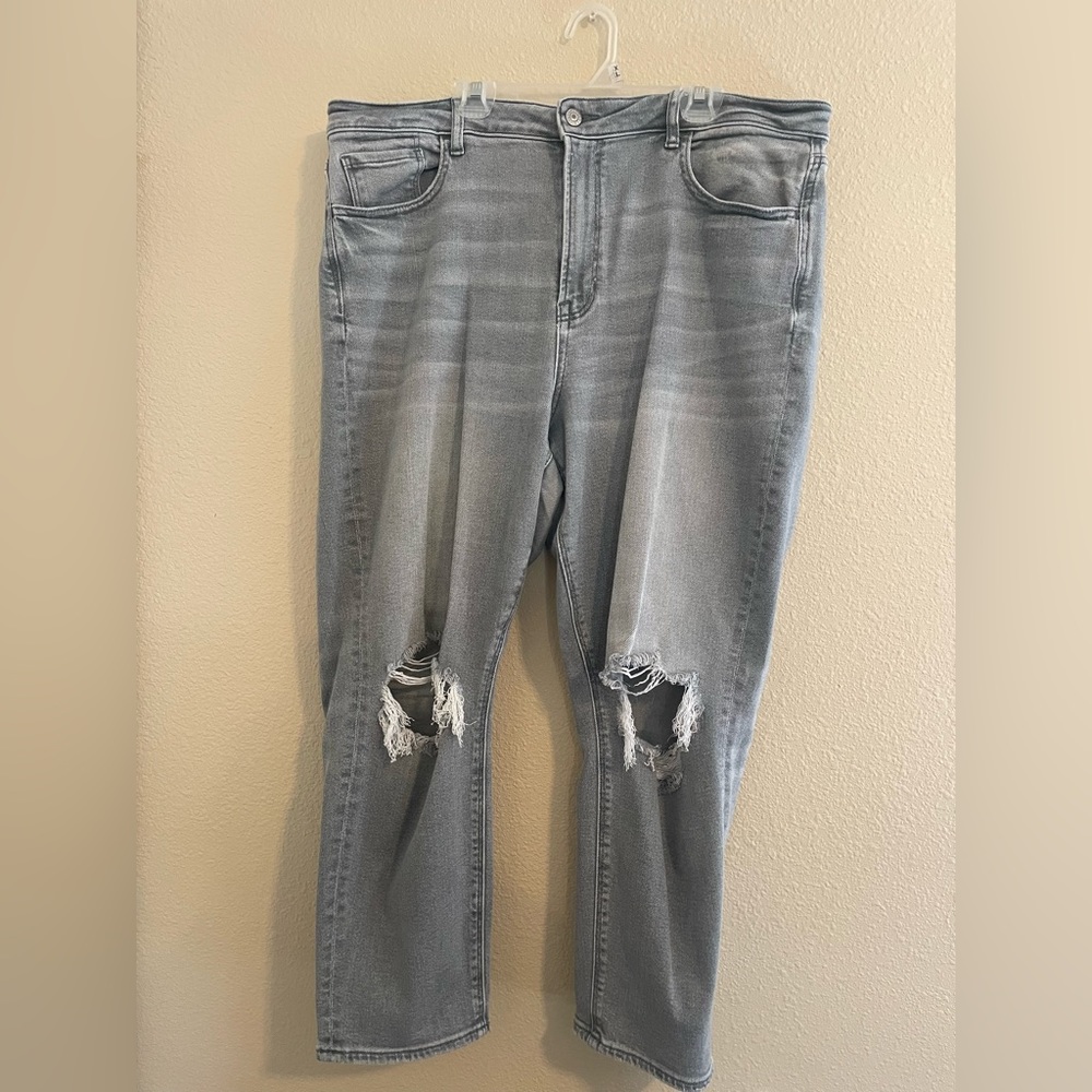 AE stretch mom jeans SHORT